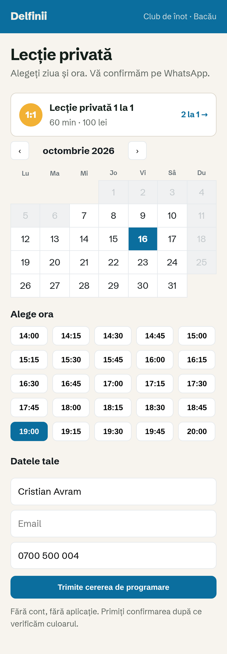 Pagina de programări a clubului pe telefon: Lecție privată 1 la 1, 60 min, 100 lei, calendarul cu vineri 16 ales, ora 19:00 aleasă, numele Cristian Avram și telefonul, butonul Trimite cererea de programare